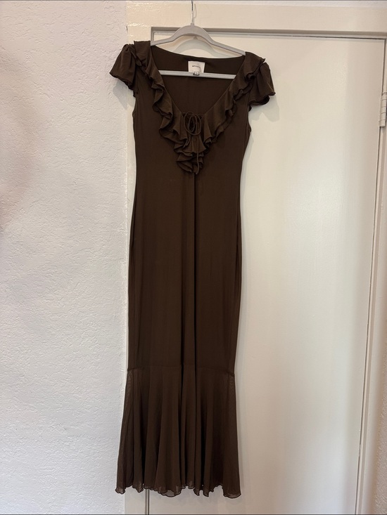 Reformation Dresses & Skirts - Reformation Chocolate Brown Ruffle V-Neck Maxi Dress